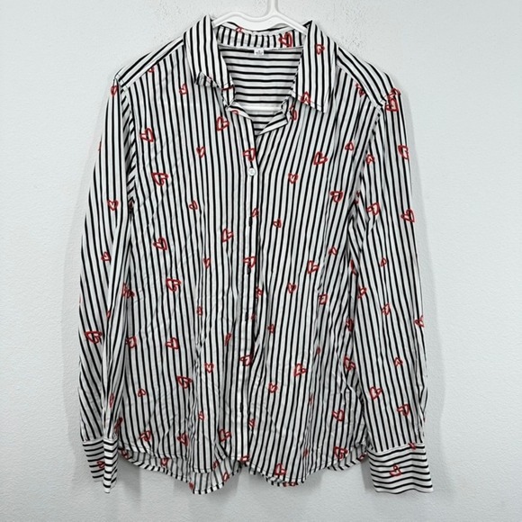 Jane + Delancey Striped Heart‎ Print Button Down Shirt - Size M - Picture 1 of 8